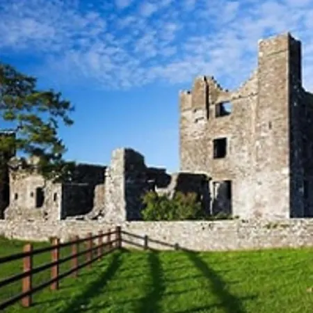 Luxurious Tranquil Private Sleeps 8 Free Parking *