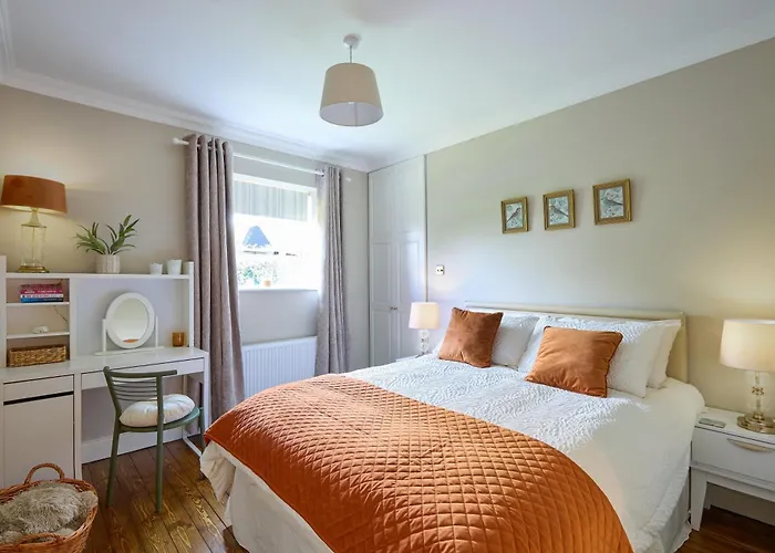 Дом отдыха Luxurious Tranquil Private Sleeps 8 Free Parking *