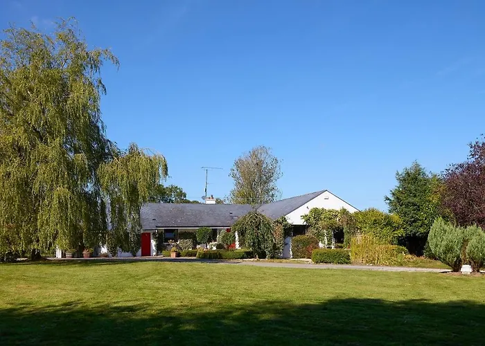 Дом отдыха Luxurious Tranquil Private Sleeps 8 Free Parking